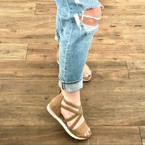 NWOT Eileen Fischer sandals